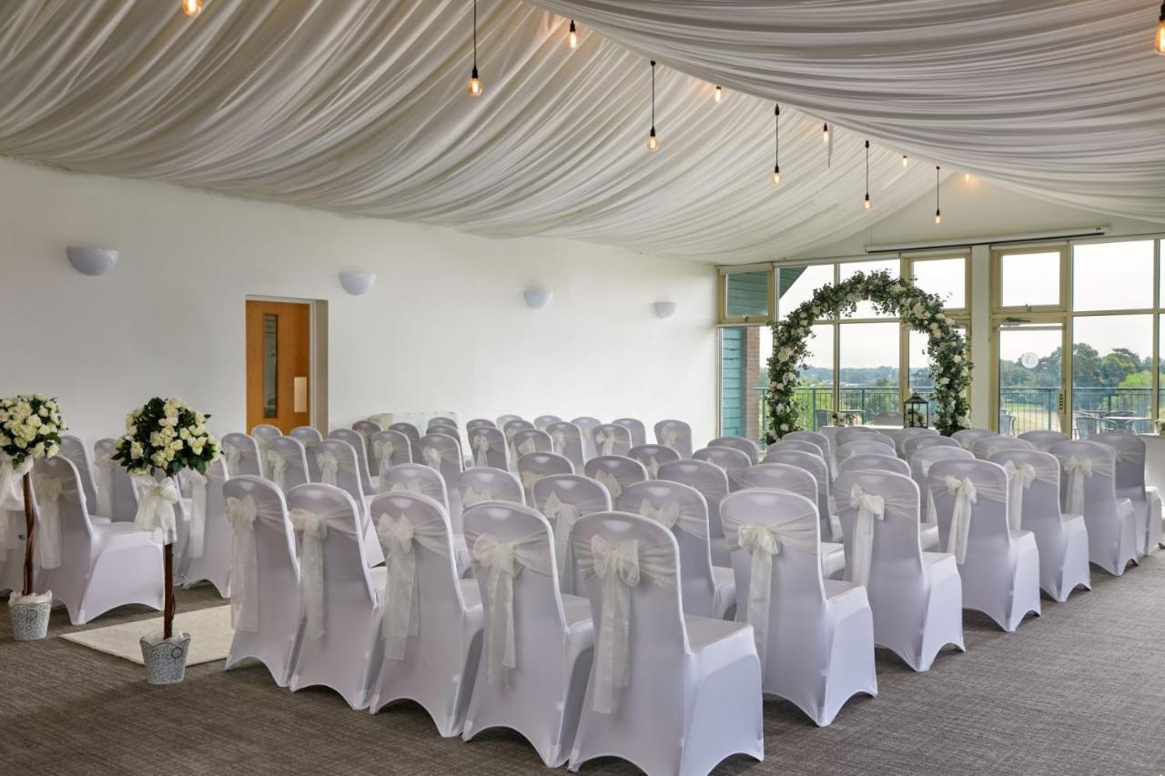 Ufford Park Resort Удбридж Екстериор снимка