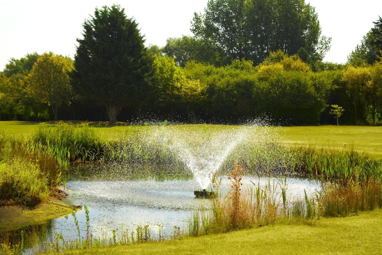Ufford Park Resort Удбридж Екстериор снимка