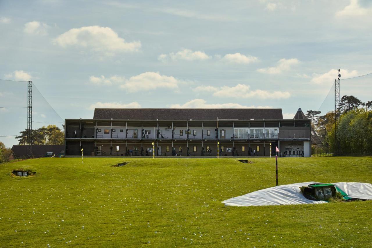 Ufford Park Resort Удбридж Екстериор снимка
