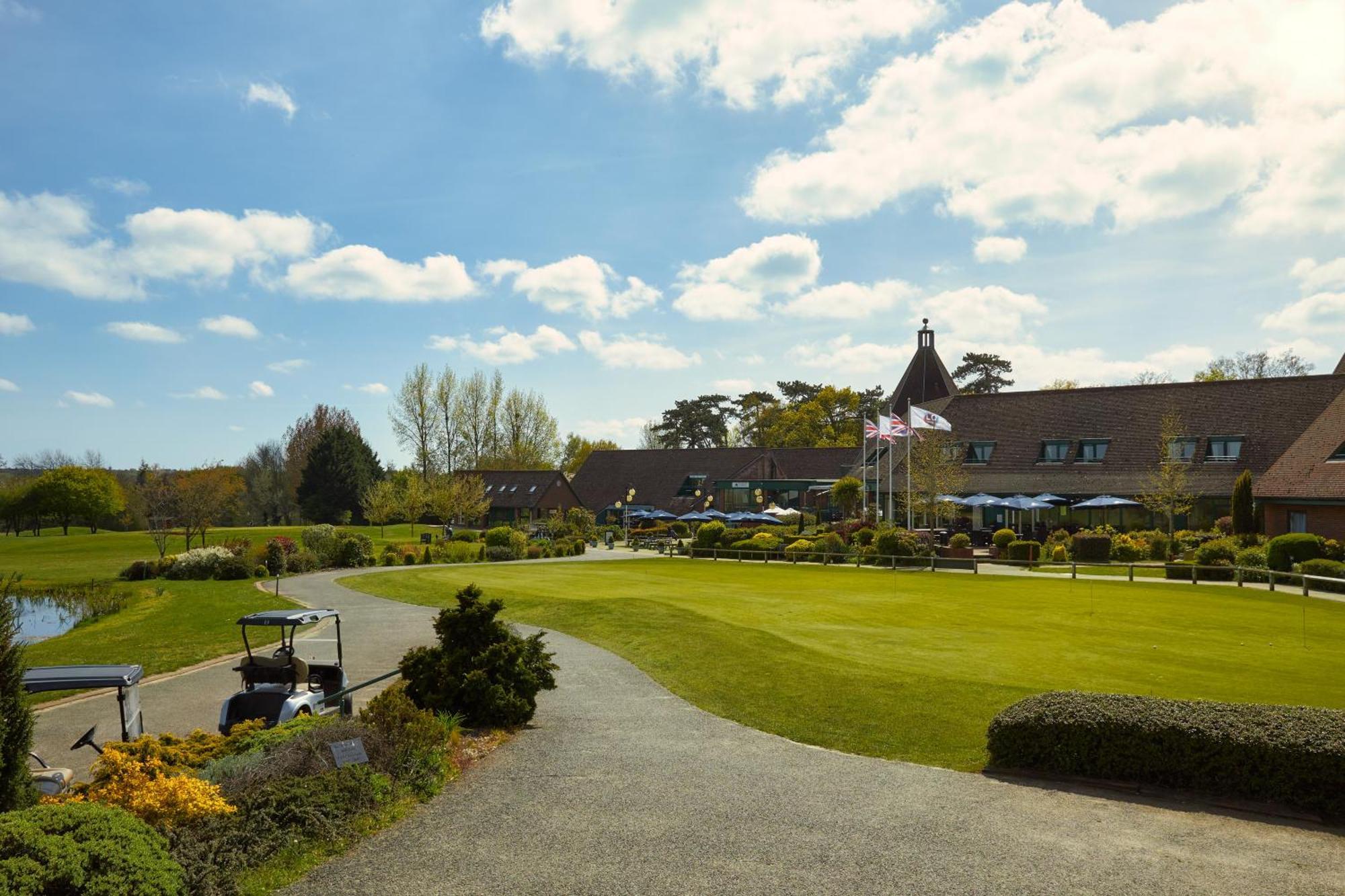 Ufford Park Resort Удбридж Екстериор снимка